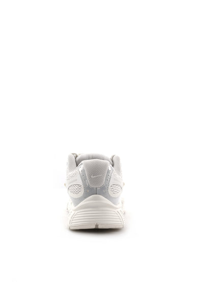 Nike V5 RNR, sneakers sportive da donna in colore crema