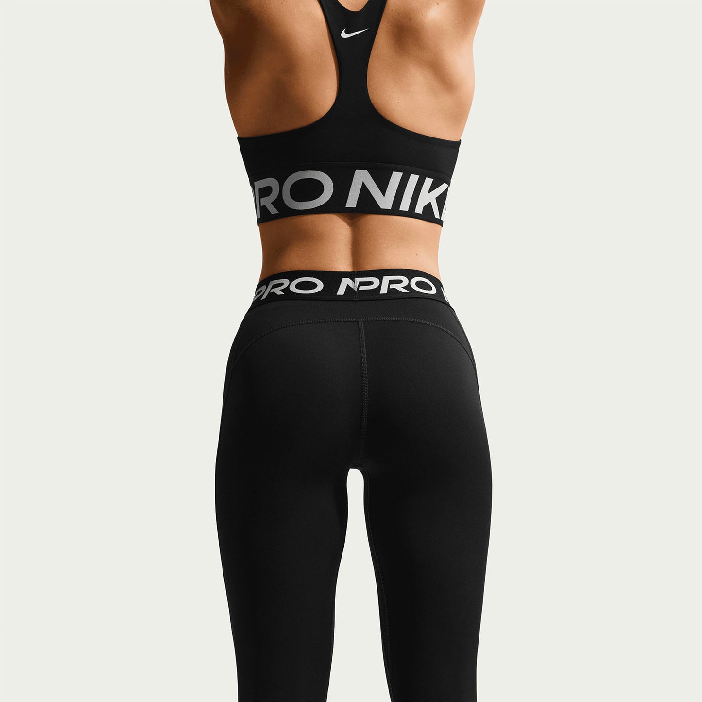 Leggings Nike da donna nero, comfort e performance quotidiana