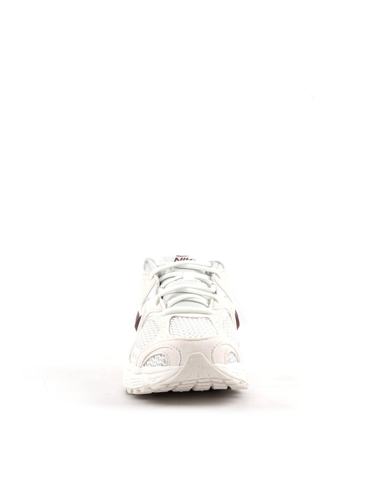 Nike V5 RNR sneakers donna bianche dallo stile Y2K