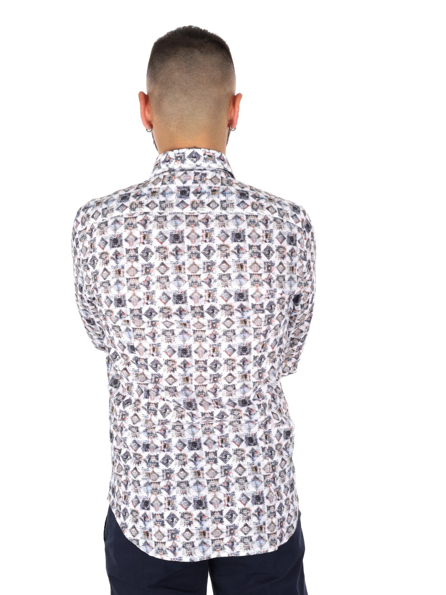 Camicia da uomo FB Ispica 22 in grigio dallo stile essenziale