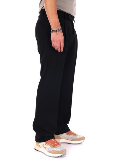 Pantaloni Pietro Catena da uomo in nero con vestibilità loose fit