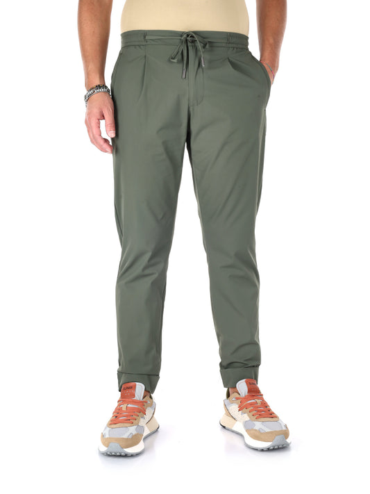Pantaloni Pirelli Milit verde da uomo per un look casual e versatile