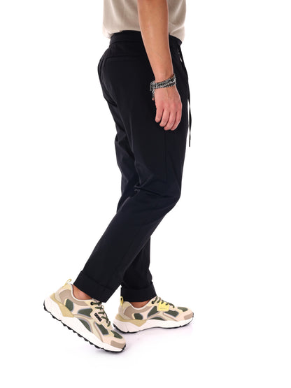 Pantaloni tecnici Pirelli in lycra neri da uomo, sportivi e casual