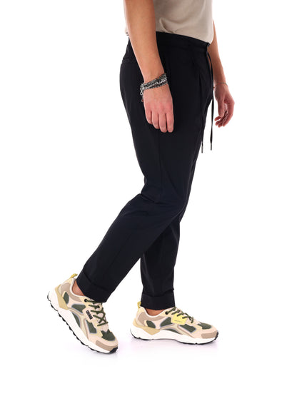 Pantaloni tecnici Pirelli in lycra neri da uomo, sportivi e casual