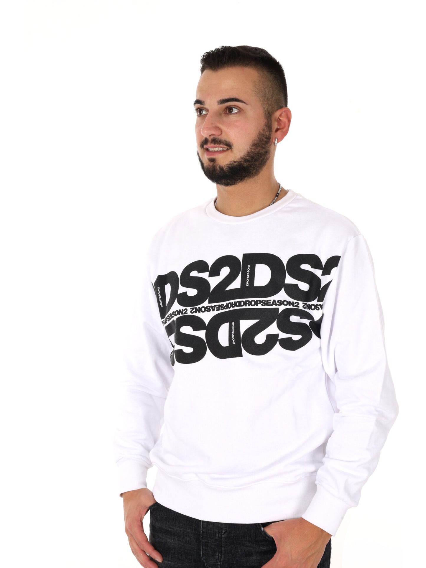 Felpa girocollo bianca da uomo Ds2, stile essenziale e casual