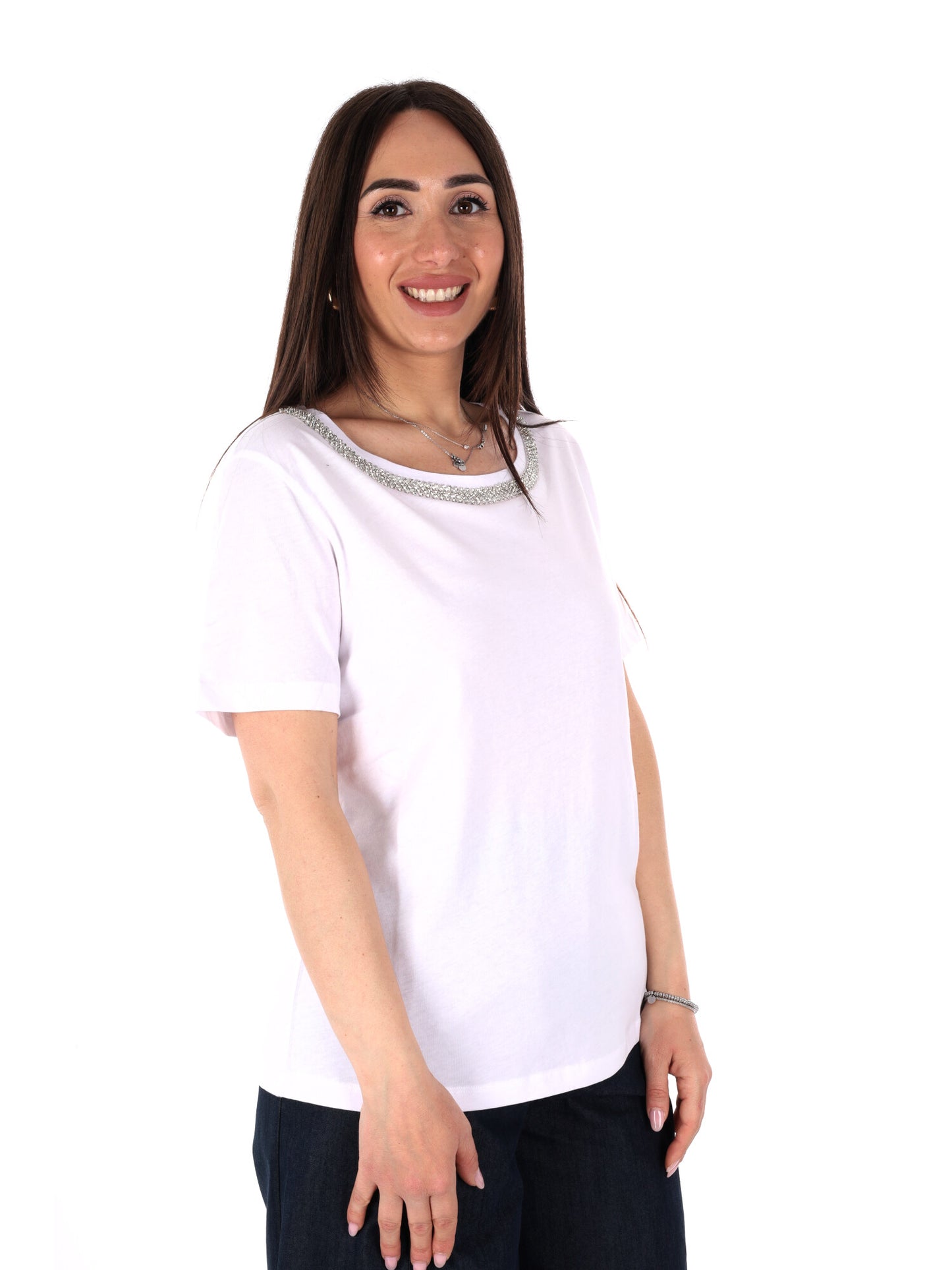 T-shirt Yes-Zee donna in cotone bianca con dettaglio gioiello
